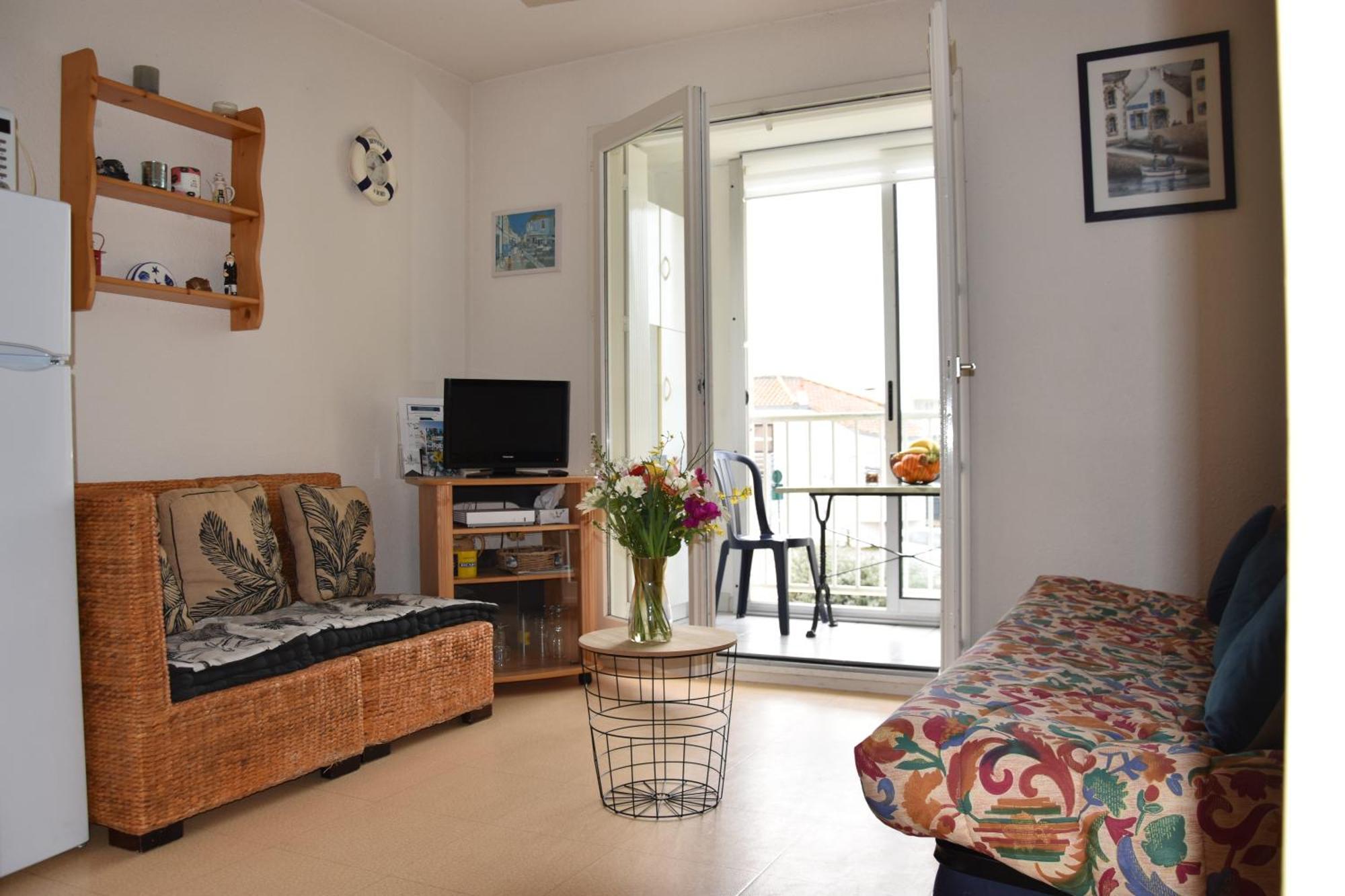 Appartement 1 Chambre, Avec Loggia Et Vue Sur Le Port Olona La Chaume Exterior foto